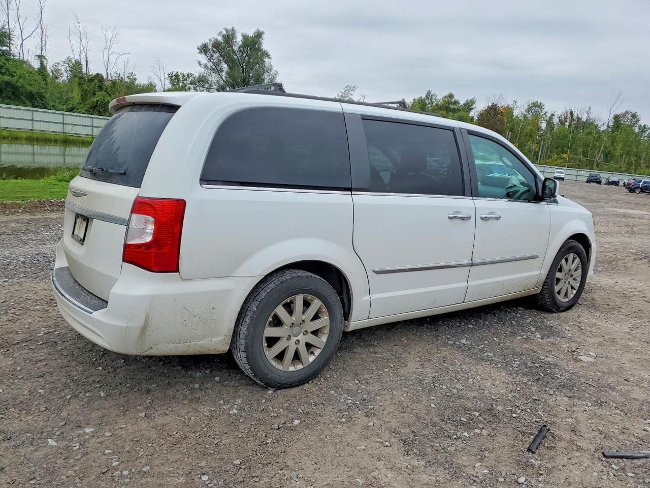 2016 Chrysler Town & Country Touring - foto 3