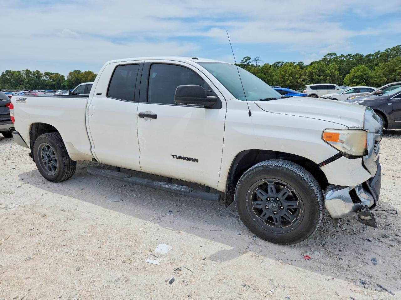 2017 Toyota Tundra Sr5 - foto 4