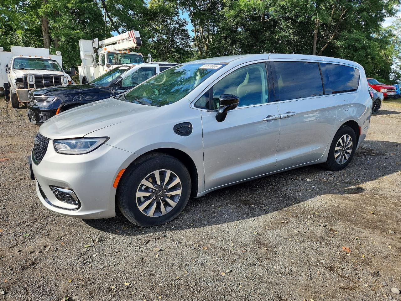 Chrysler Pacifica 2024 z USA