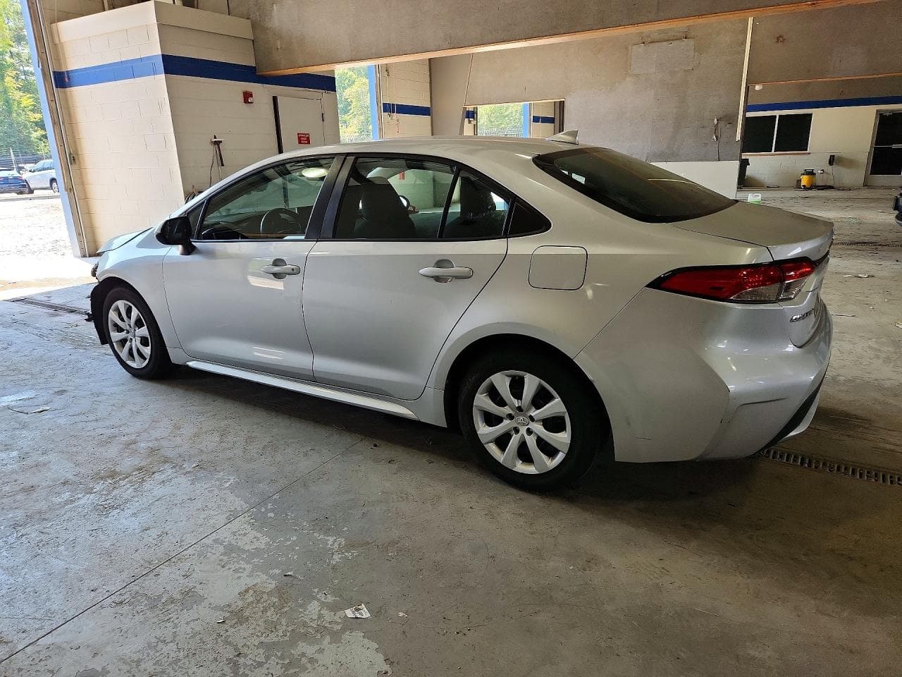 2021 Toyota Corolla Le - foto 2