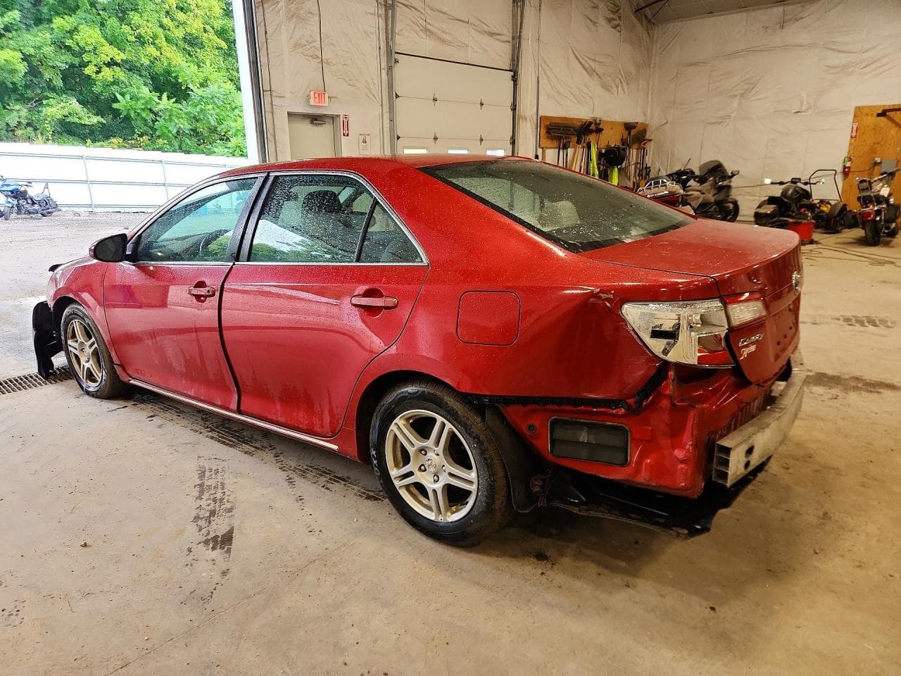 2012 Toyota Camry Le - foto 2