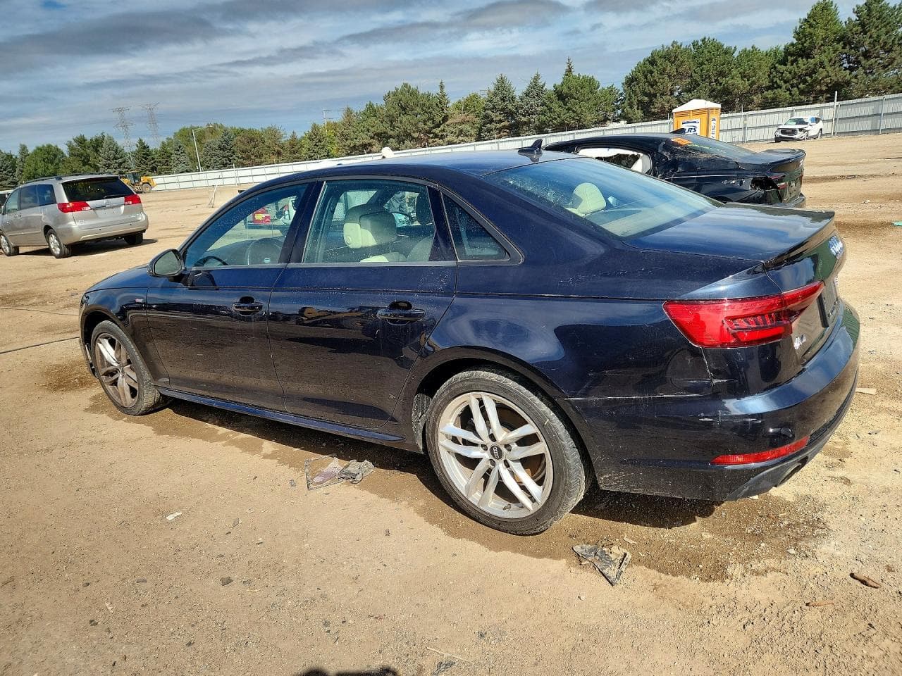 2017 Audi A4 Ultra Premium - foto 2