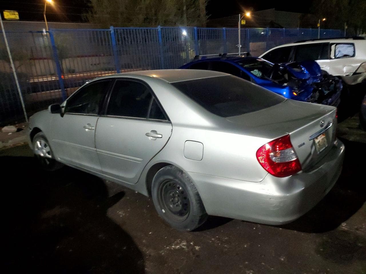 2002 Toyota Camry Le - foto 2