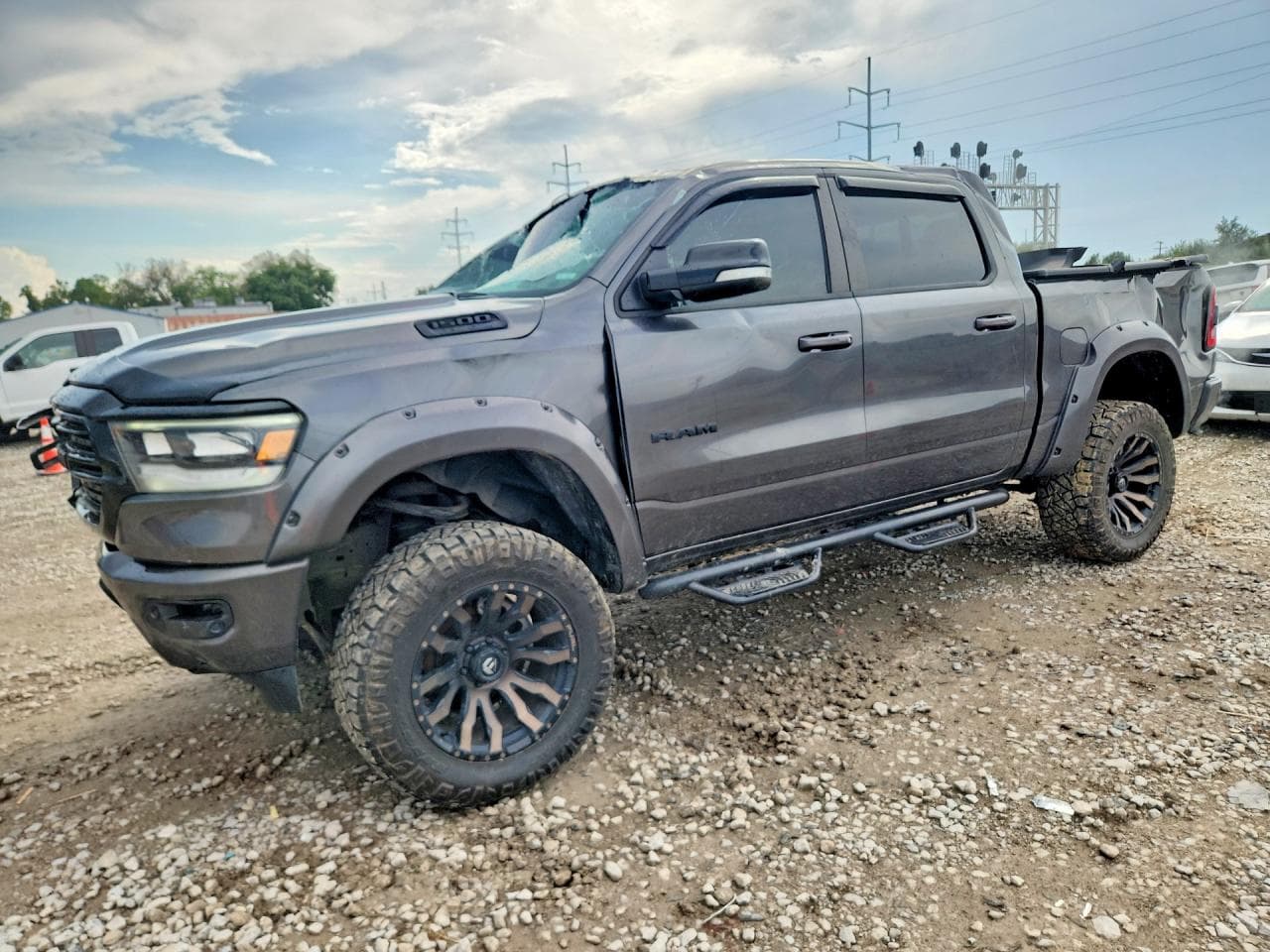 RAM 1500 2021 z USA