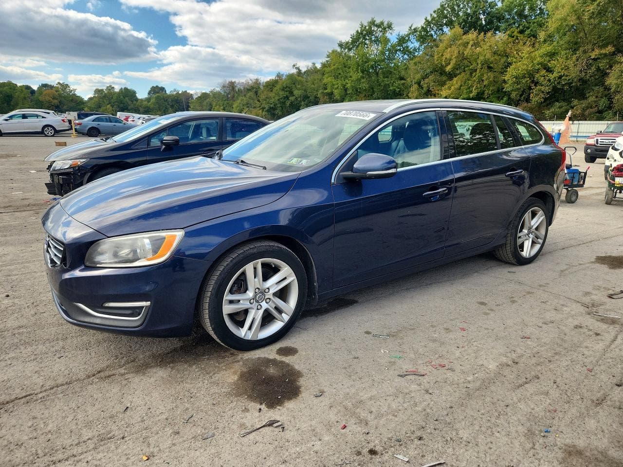 Volvo V60 2015 z USA