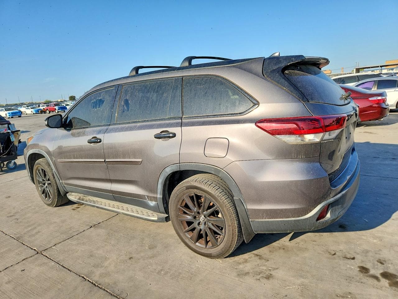 2019 Toyota Highlander Se - foto 2