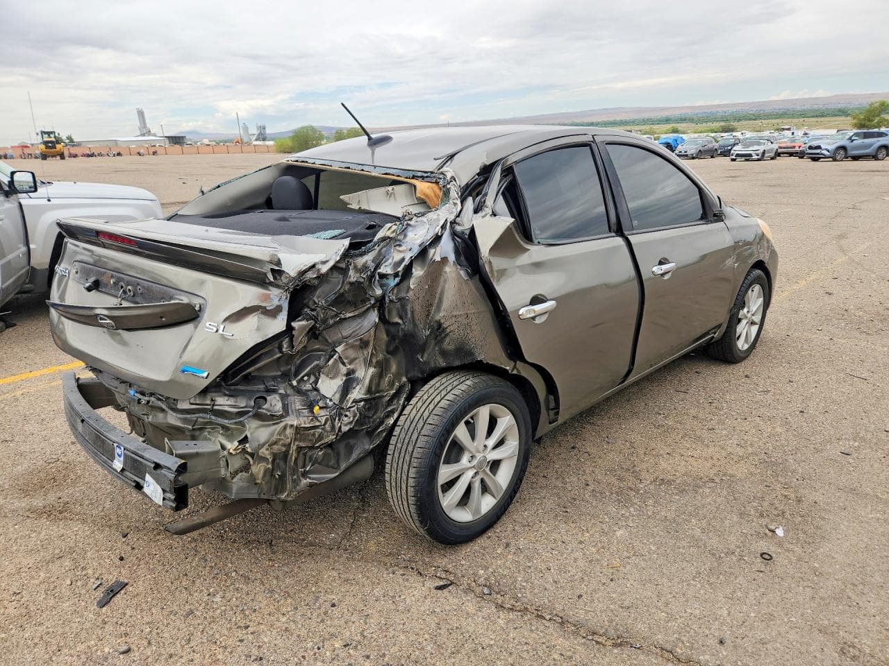 2014 Nissan Versa 1.6 S - foto 3