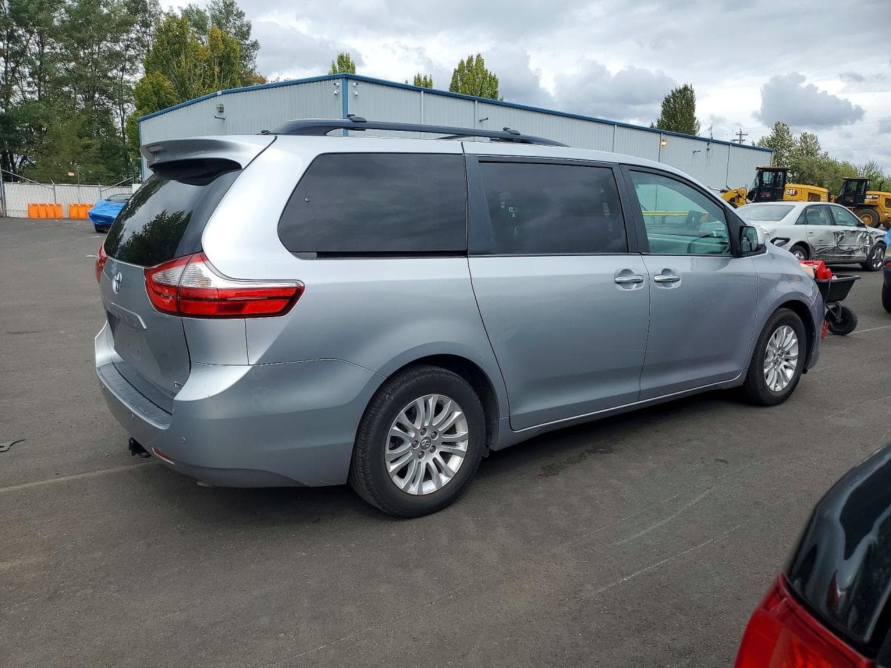 2017 Toyota Sienna Xle 8-Passenger - foto 3