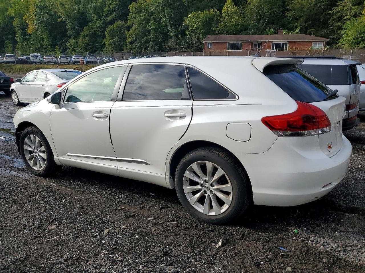 2015 Toyota Venza Le - foto 2