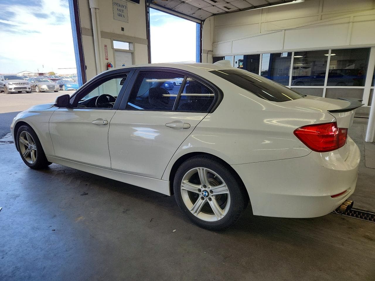 2012 BMW 328 I - foto 2
