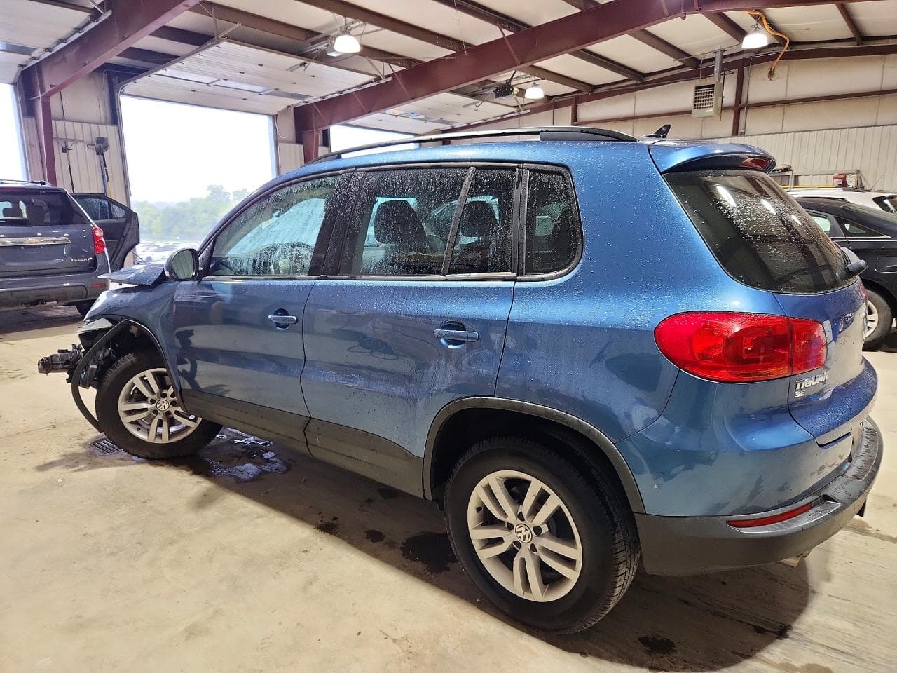 2017 Volkswagen Tiguan S - foto 2
