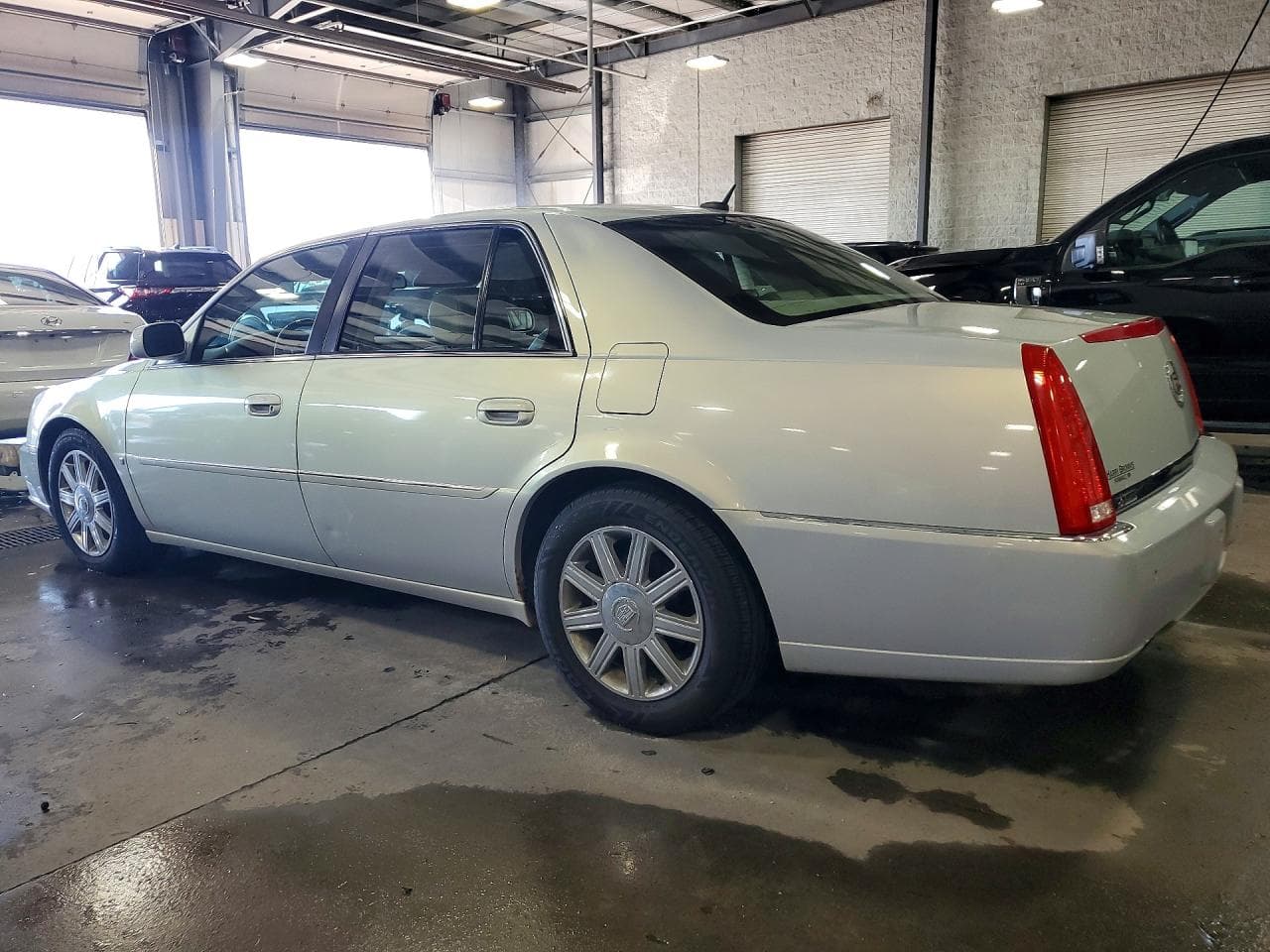 2007 Cadillac Dts - foto 2