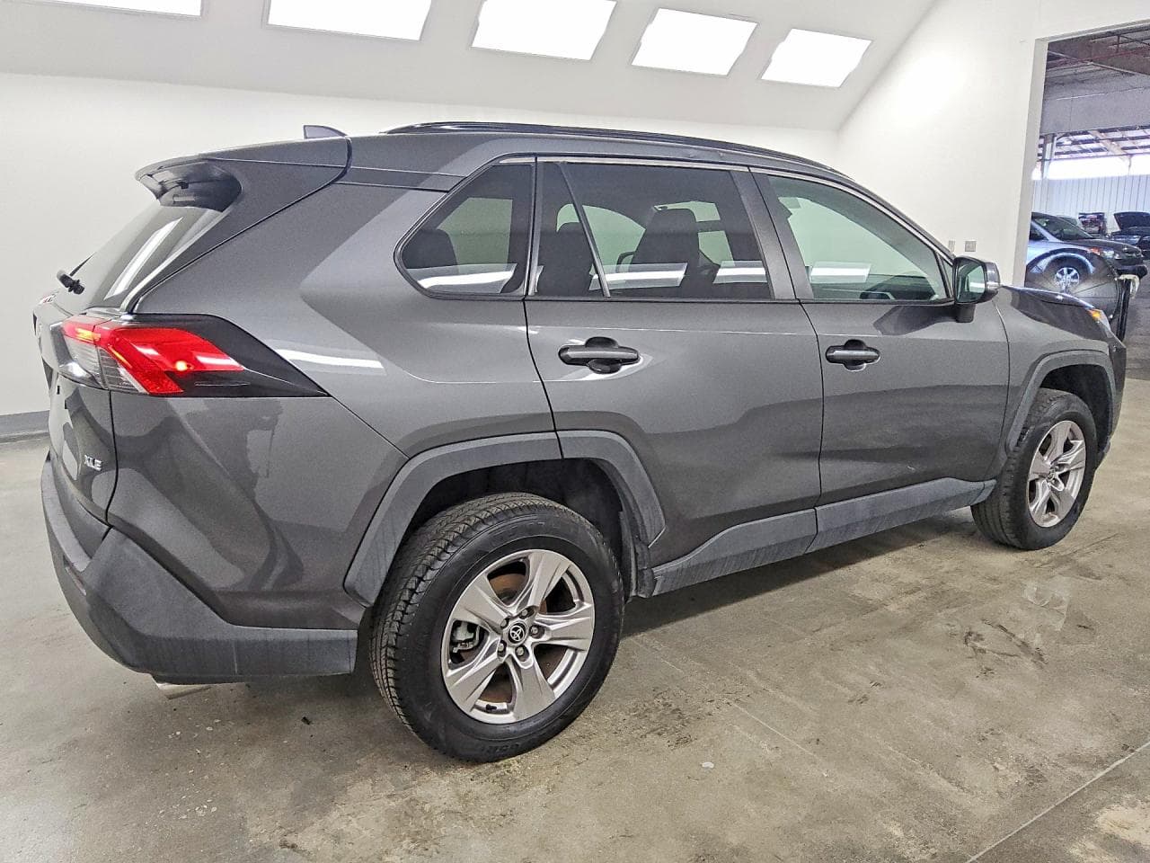 2023 Toyota Rav4 Xle - foto 3