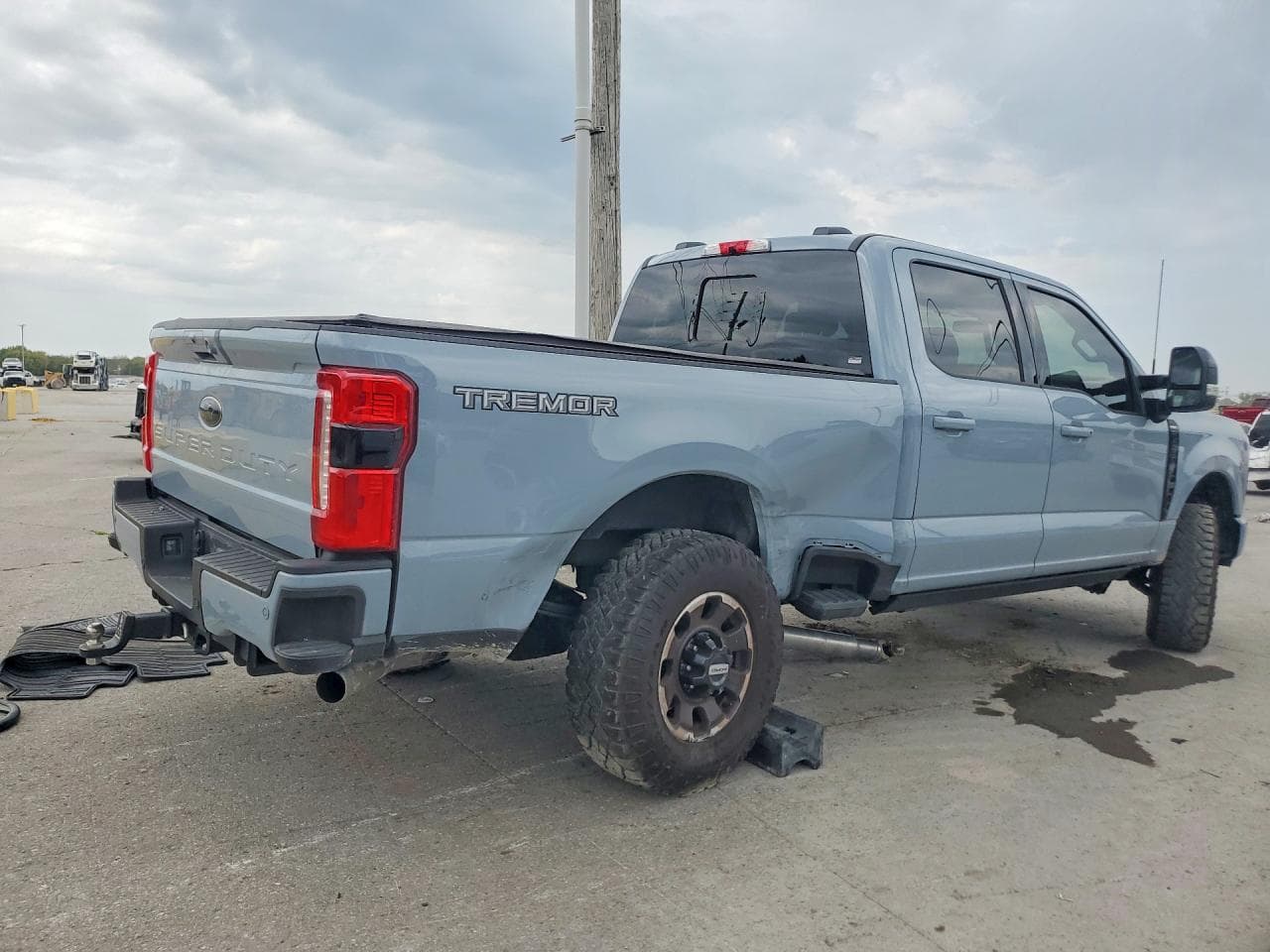 2026 Ford F-250 - foto 3