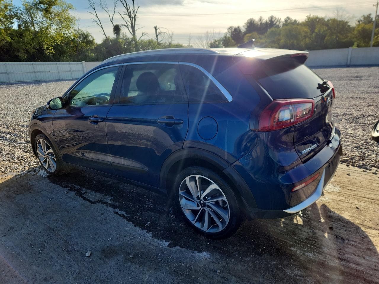 2019 Kia Niro Touring - foto 2