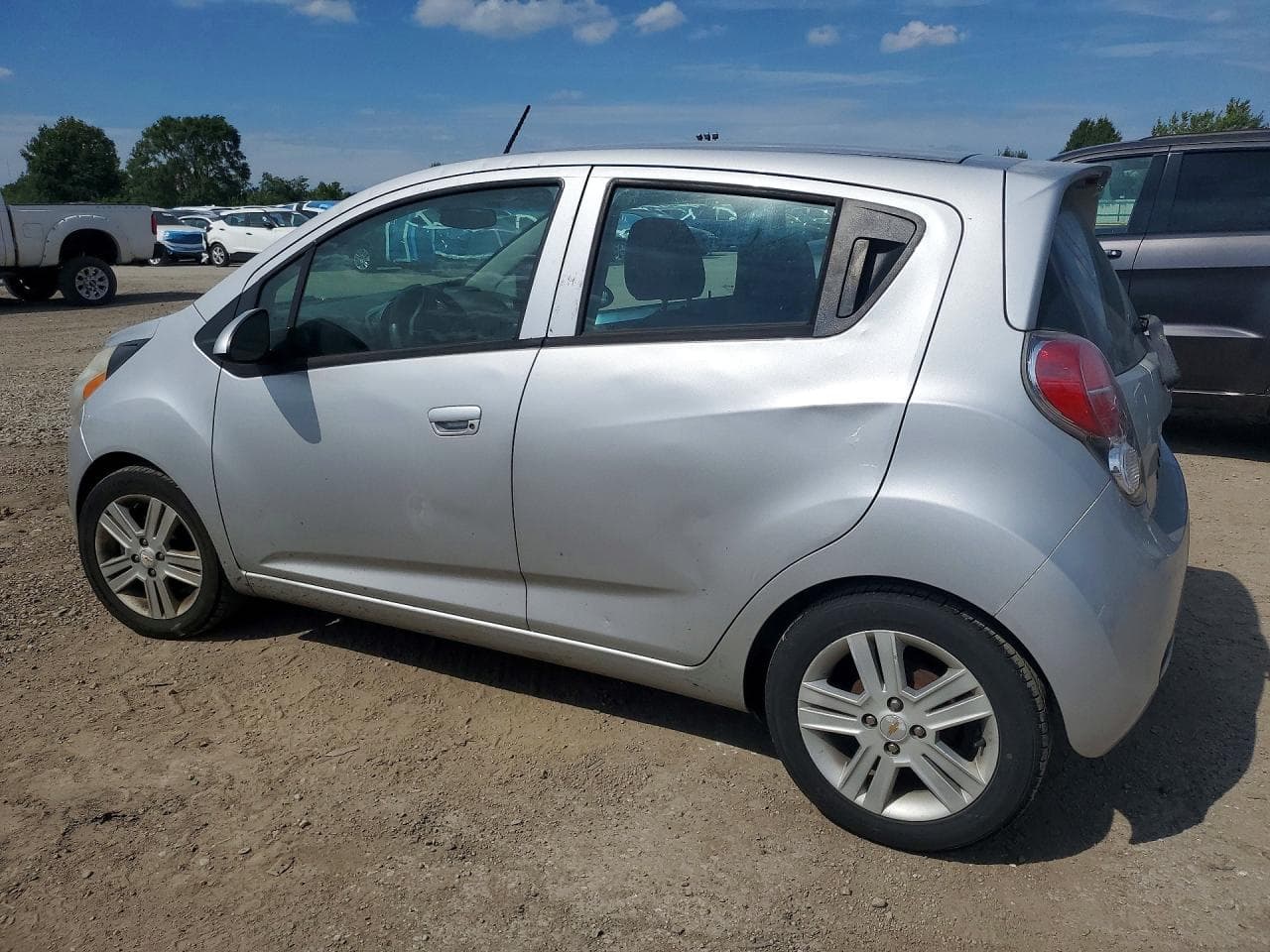 2014 Chevrolet Spark Ls - foto 2