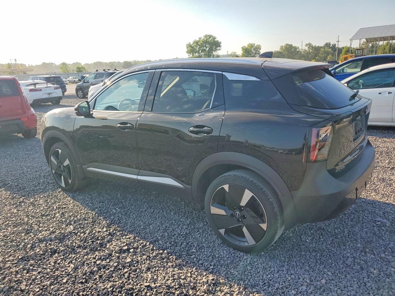 2025 Nissan Kicks Sr - foto 2