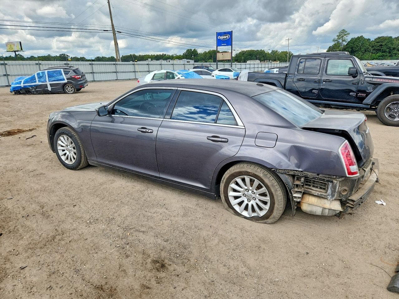 2013 Chrysler 300 - foto 2
