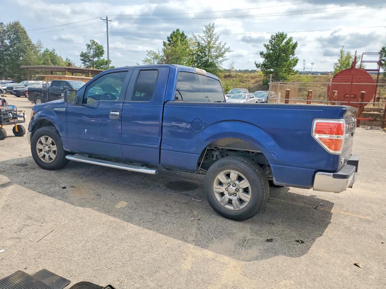 2011 Ford F150 Super Cab - foto 2