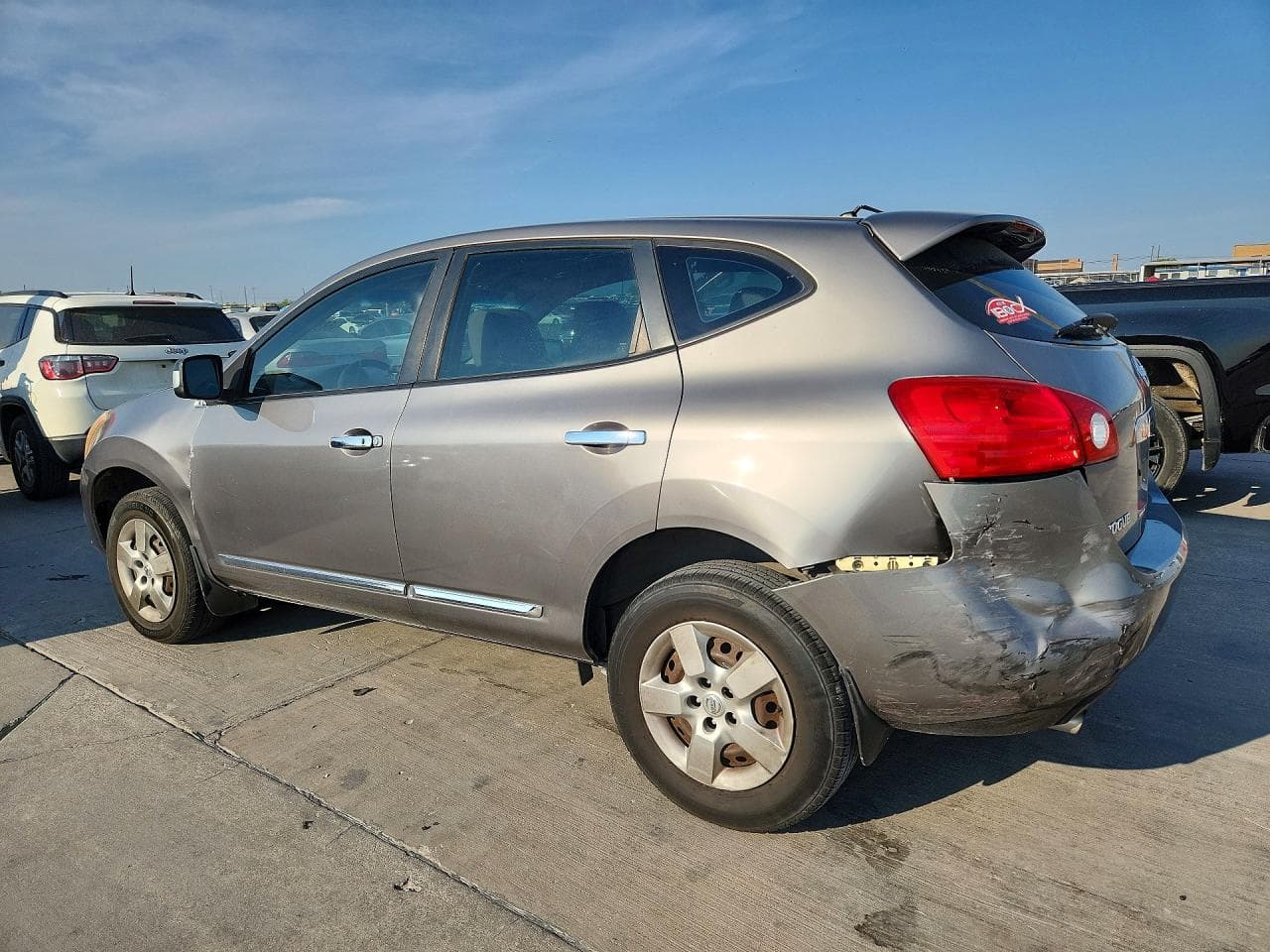 2013 Nissan Rogue S - foto 2
