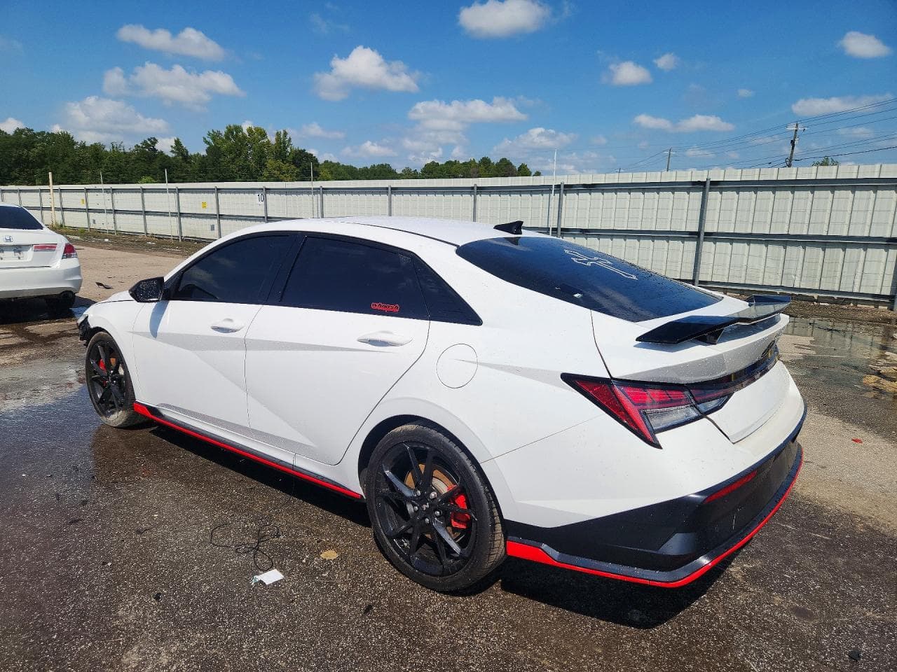 2025 Hyundai Elantra N Base - foto 2