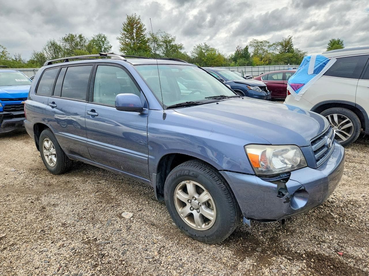 2005 Toyt Highlander - foto 4
