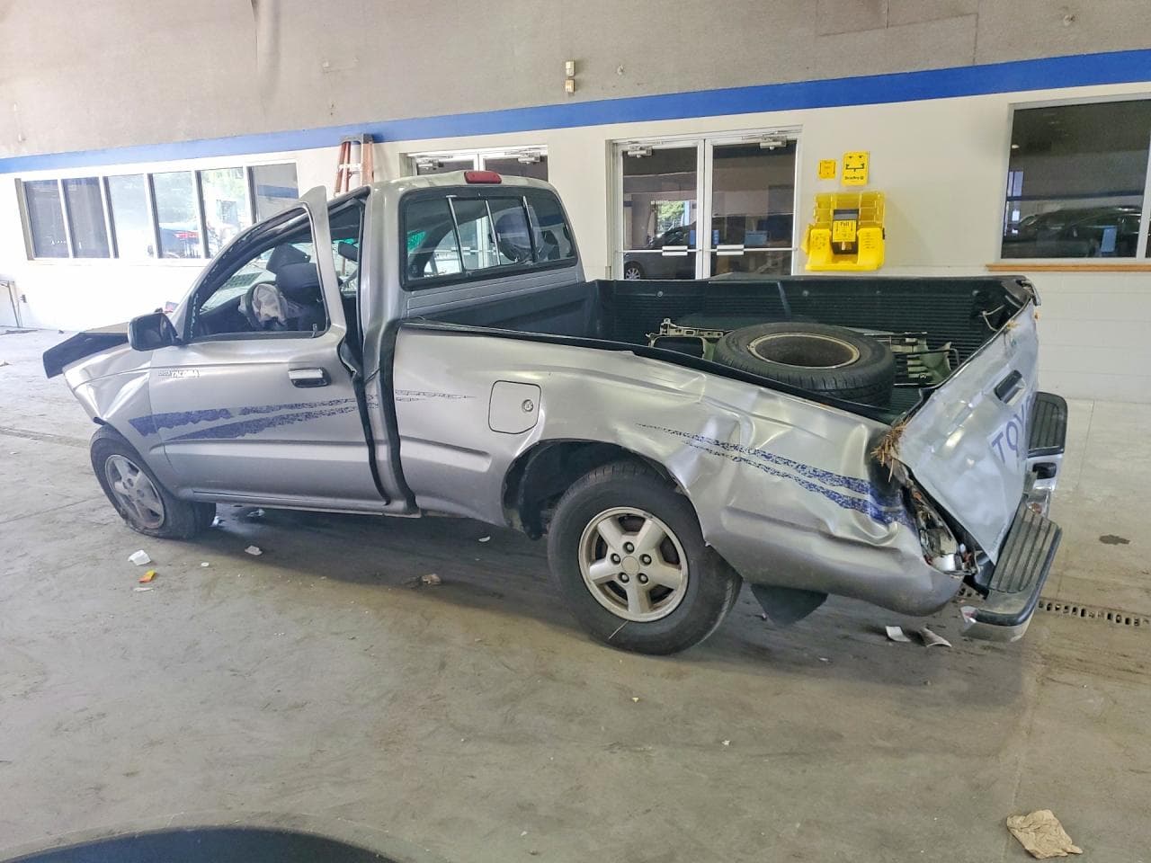 1996 Toyota Tacoma Base - foto 2