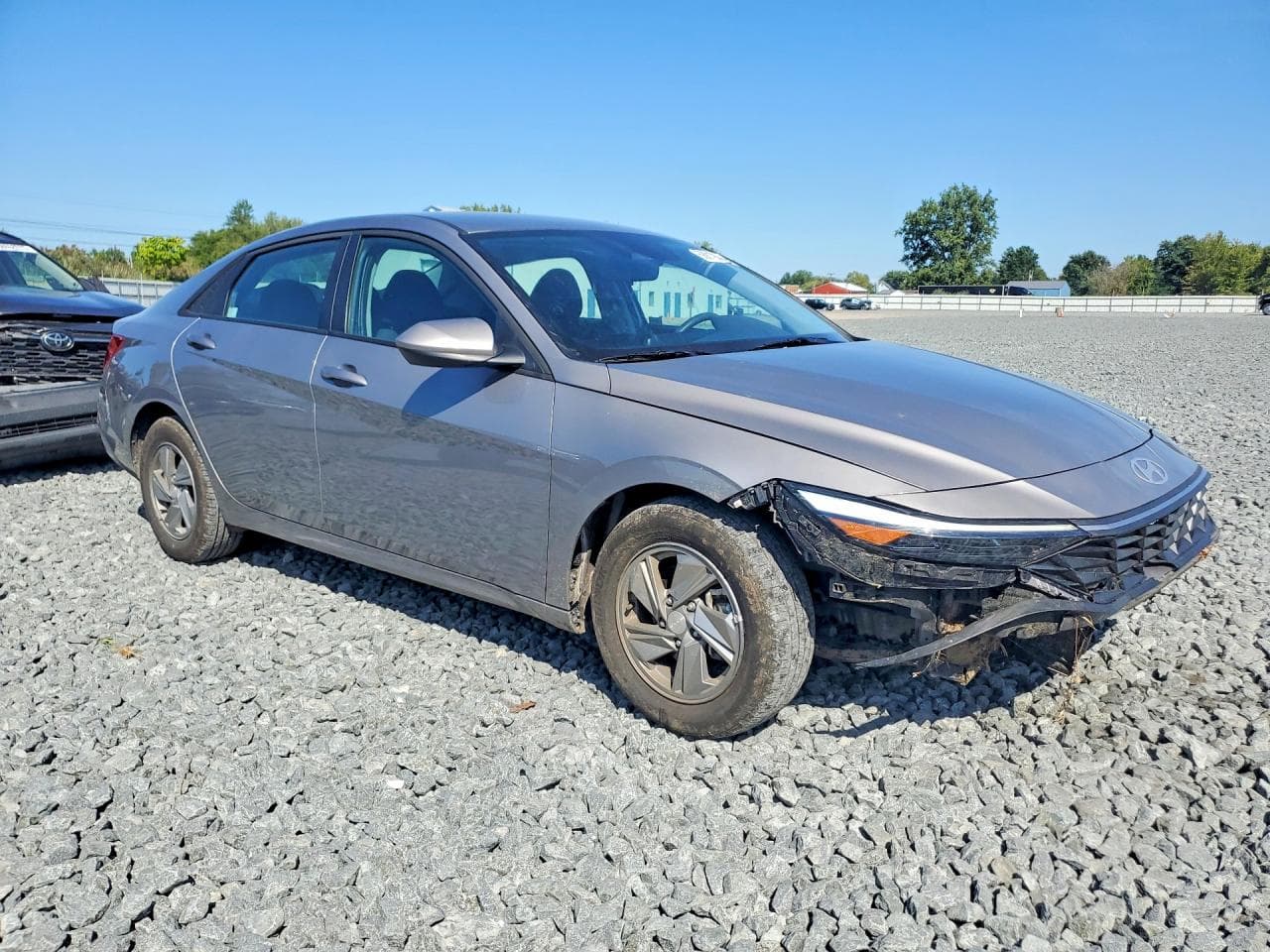 2025 Hyundai Elantra Se - foto 4