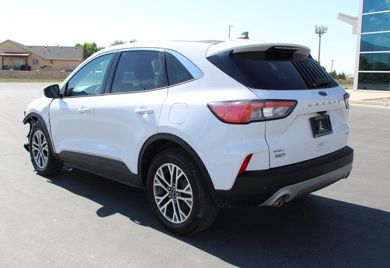 Ford Escape 2022 z USA
