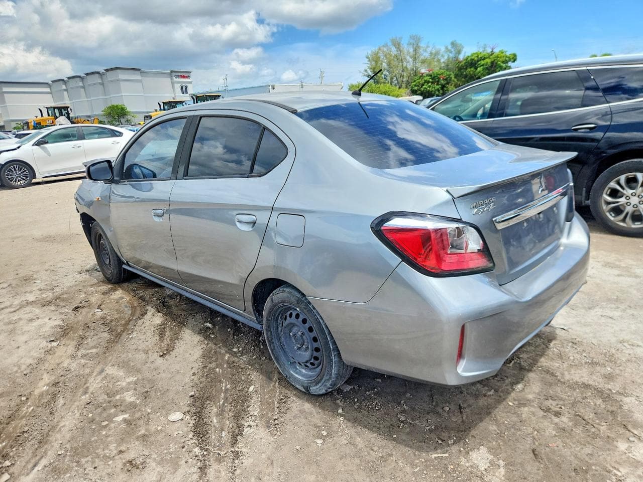 2021 Mitsubishi Mirage G4 Es - foto 2