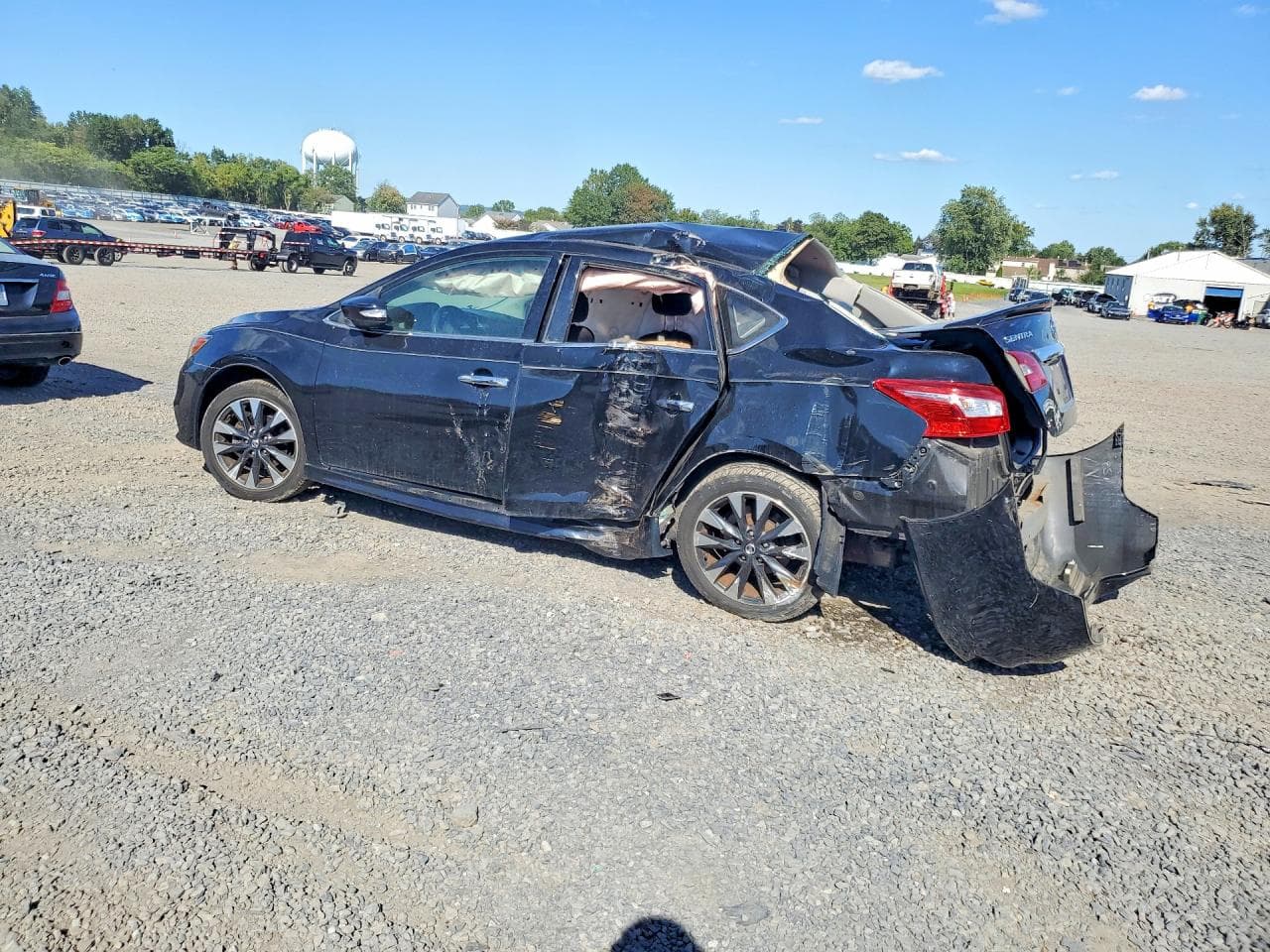 2019 Nissan Sentra Sr - foto 2