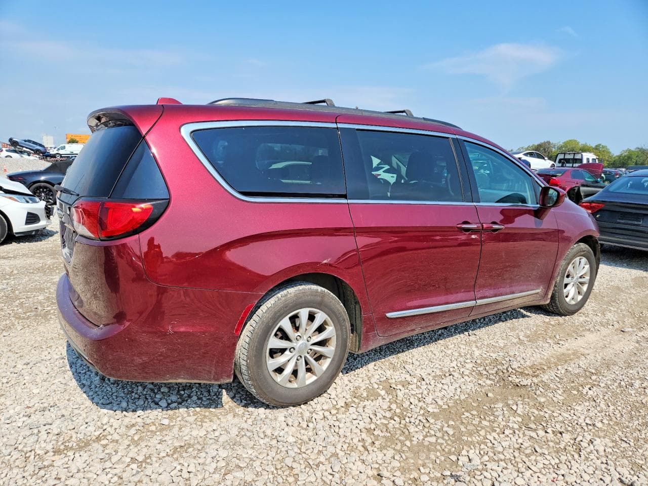 2017 Chrysler Pacifica Touring L - foto 3