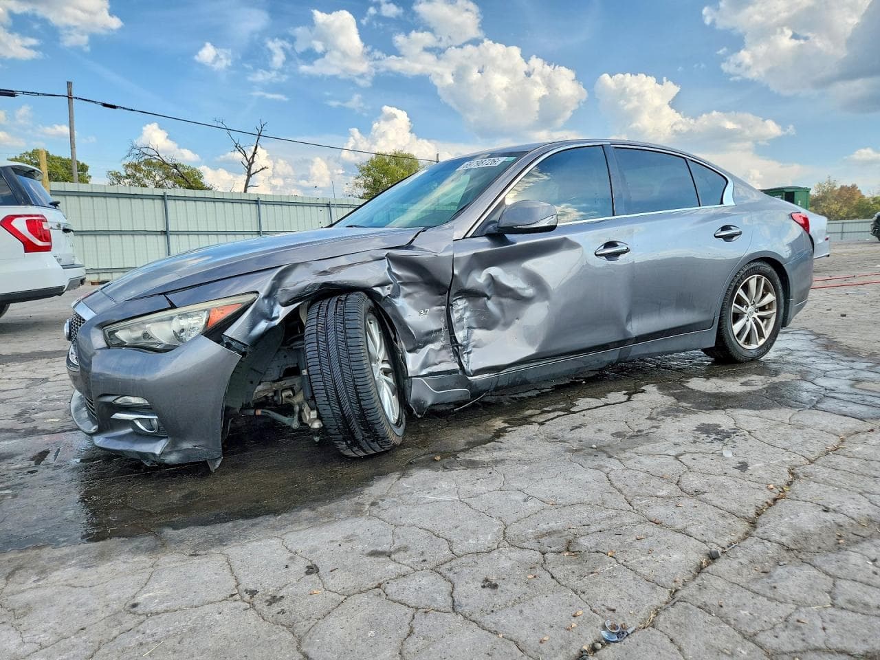 2014 Infiniti Q50 Premium