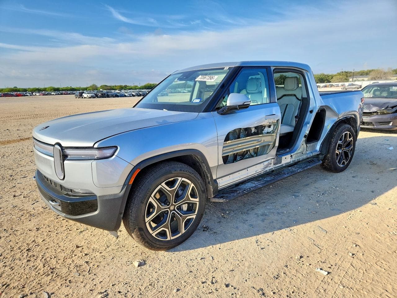 2025 Rivian R1T Adventure