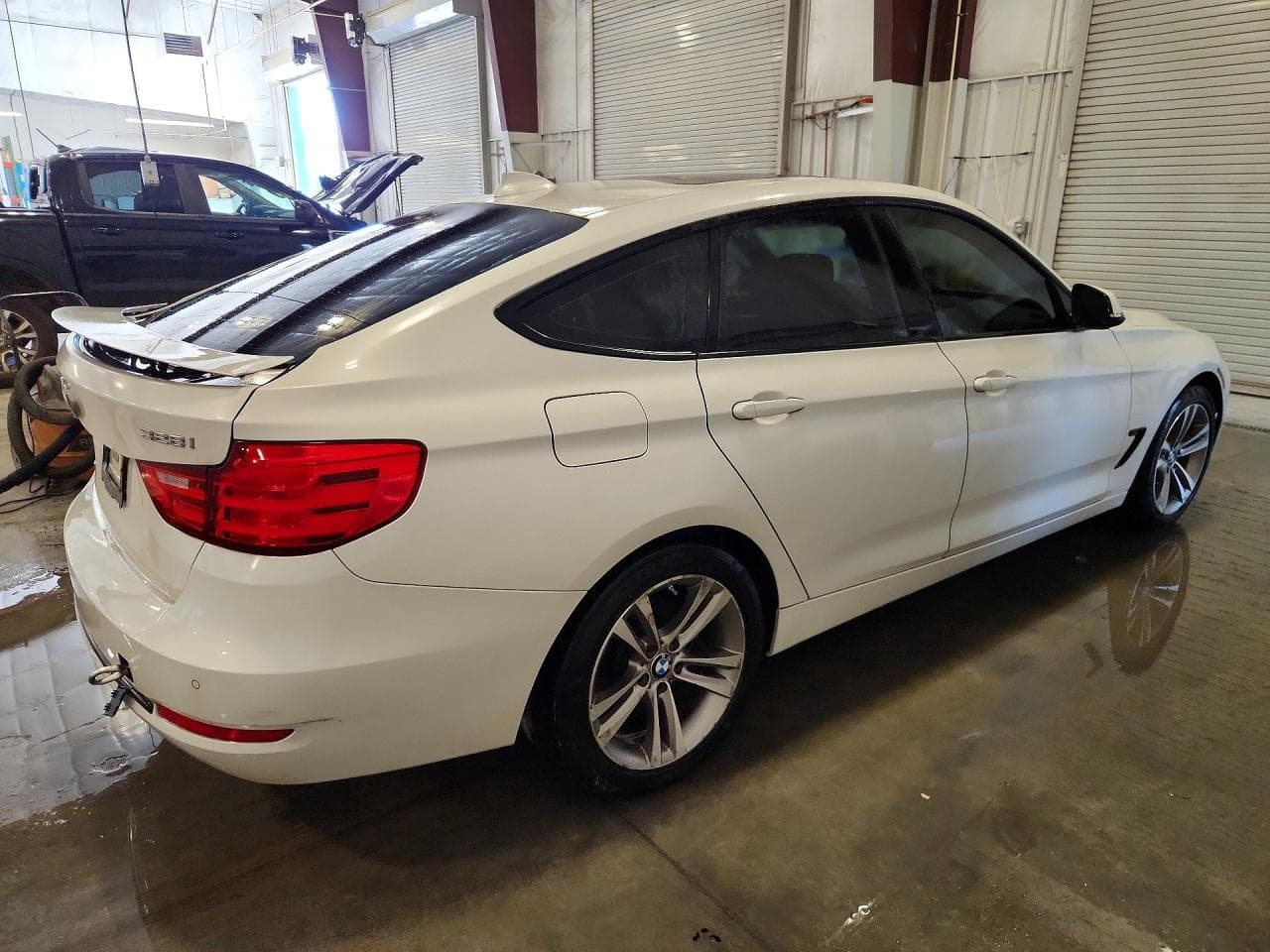 2016 BMW 328 Xigt Sulev - foto 3