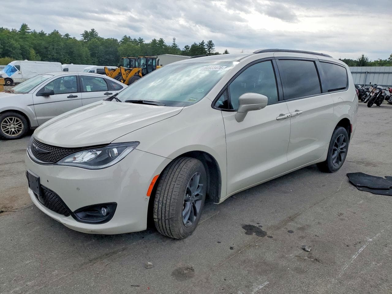 2020 Chrysler Pacifica Touring L