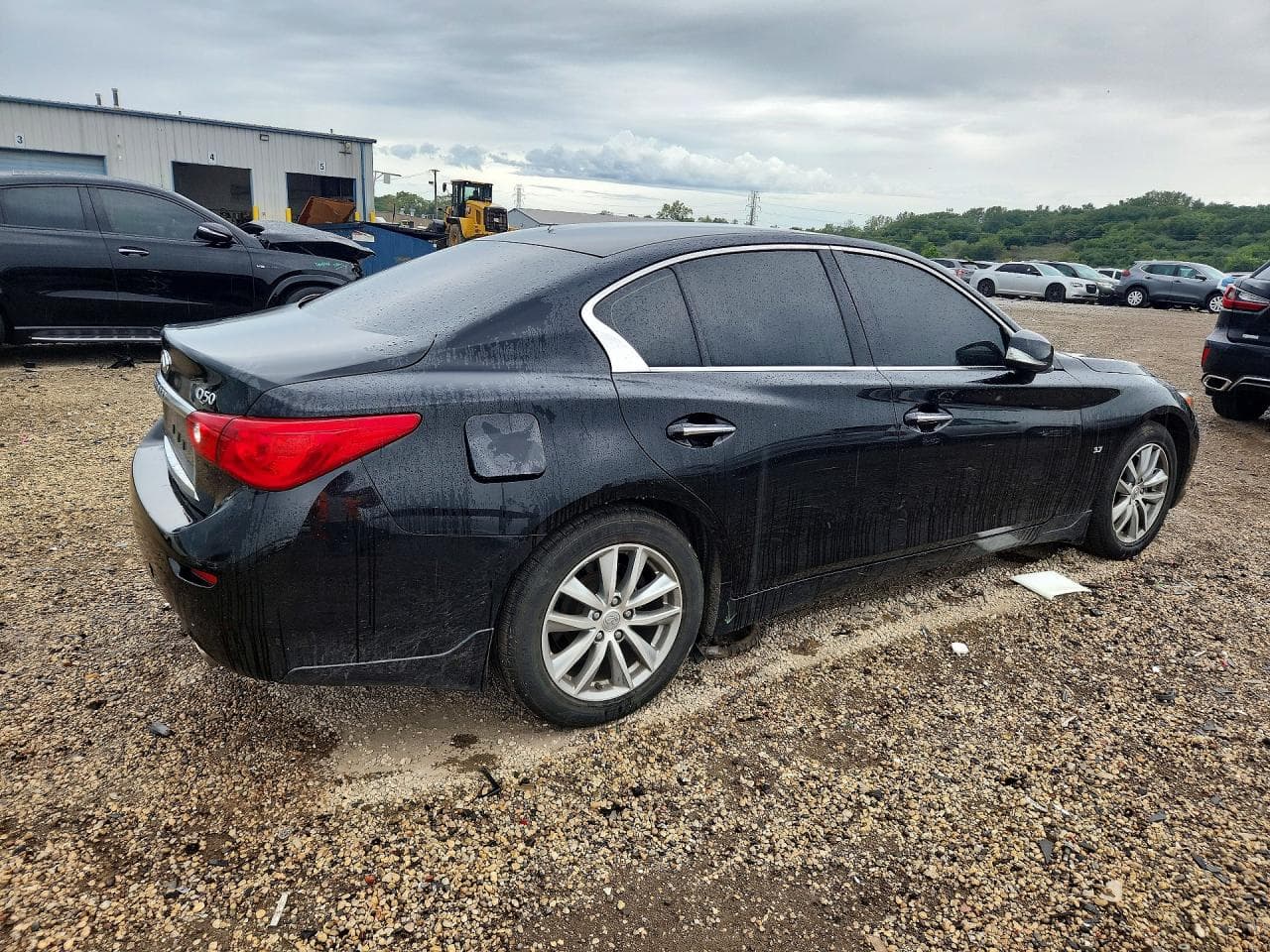 2015 Infiniti Q50 Premium - foto 3