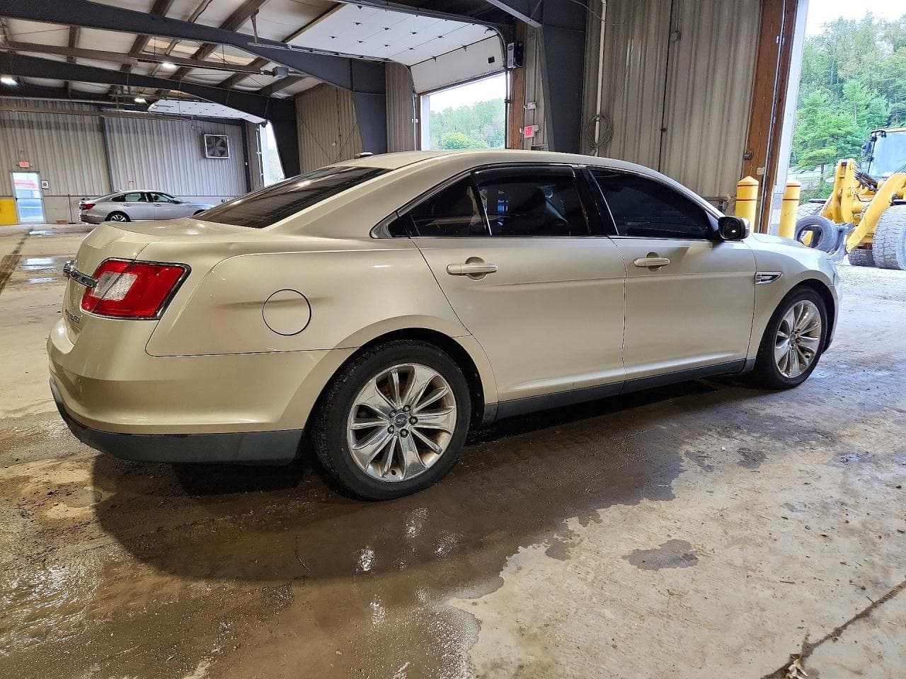 2010 Ford Taurus Limited - foto 3