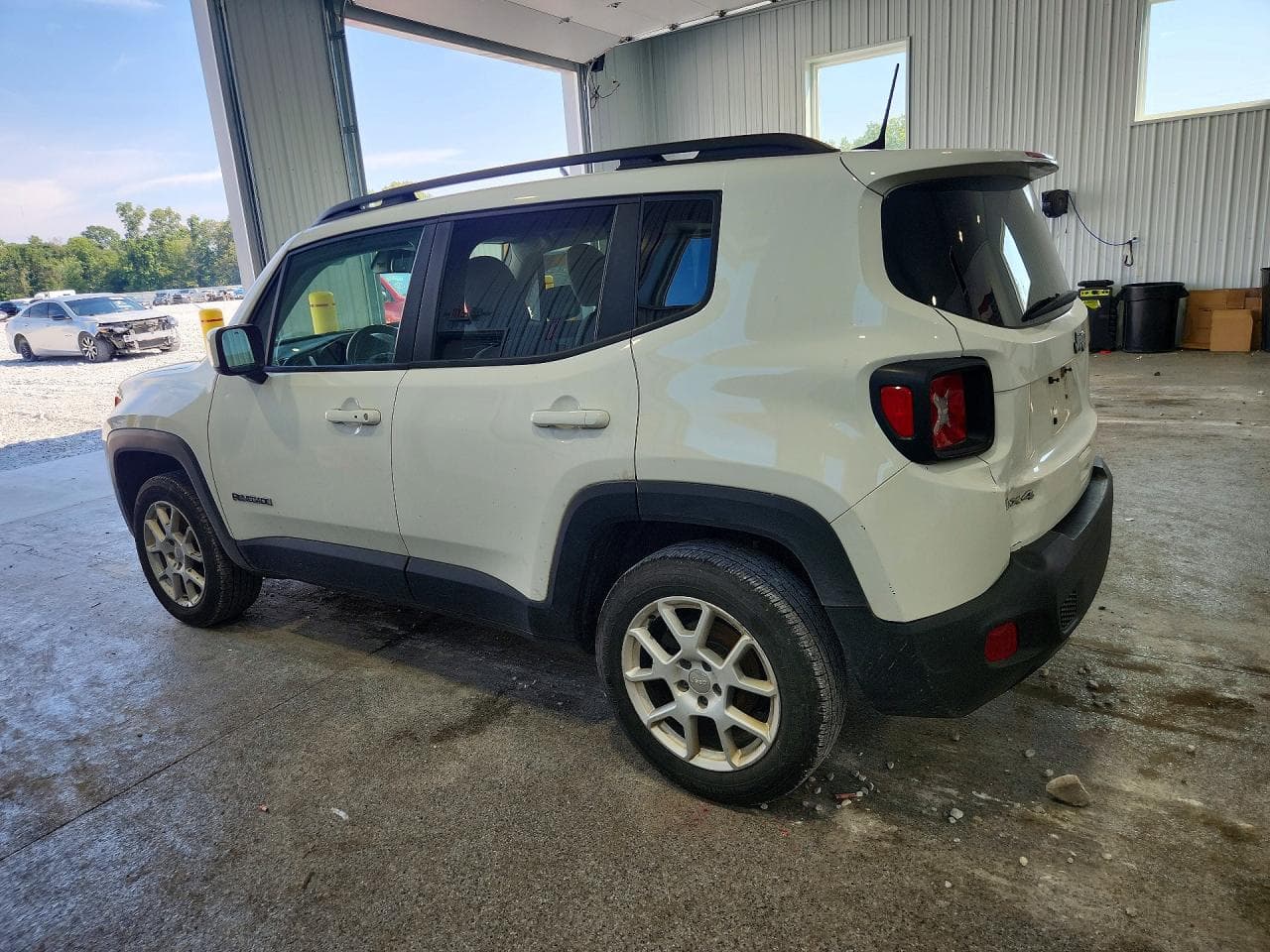 2021 Jeep Renegade Latitude - foto 2