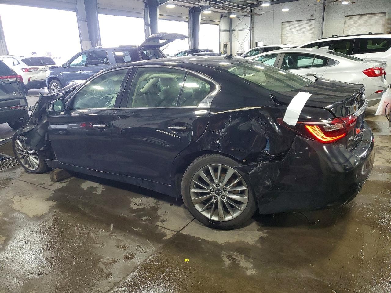 2018 Infiniti Q50 3.0T Luxe - foto 2