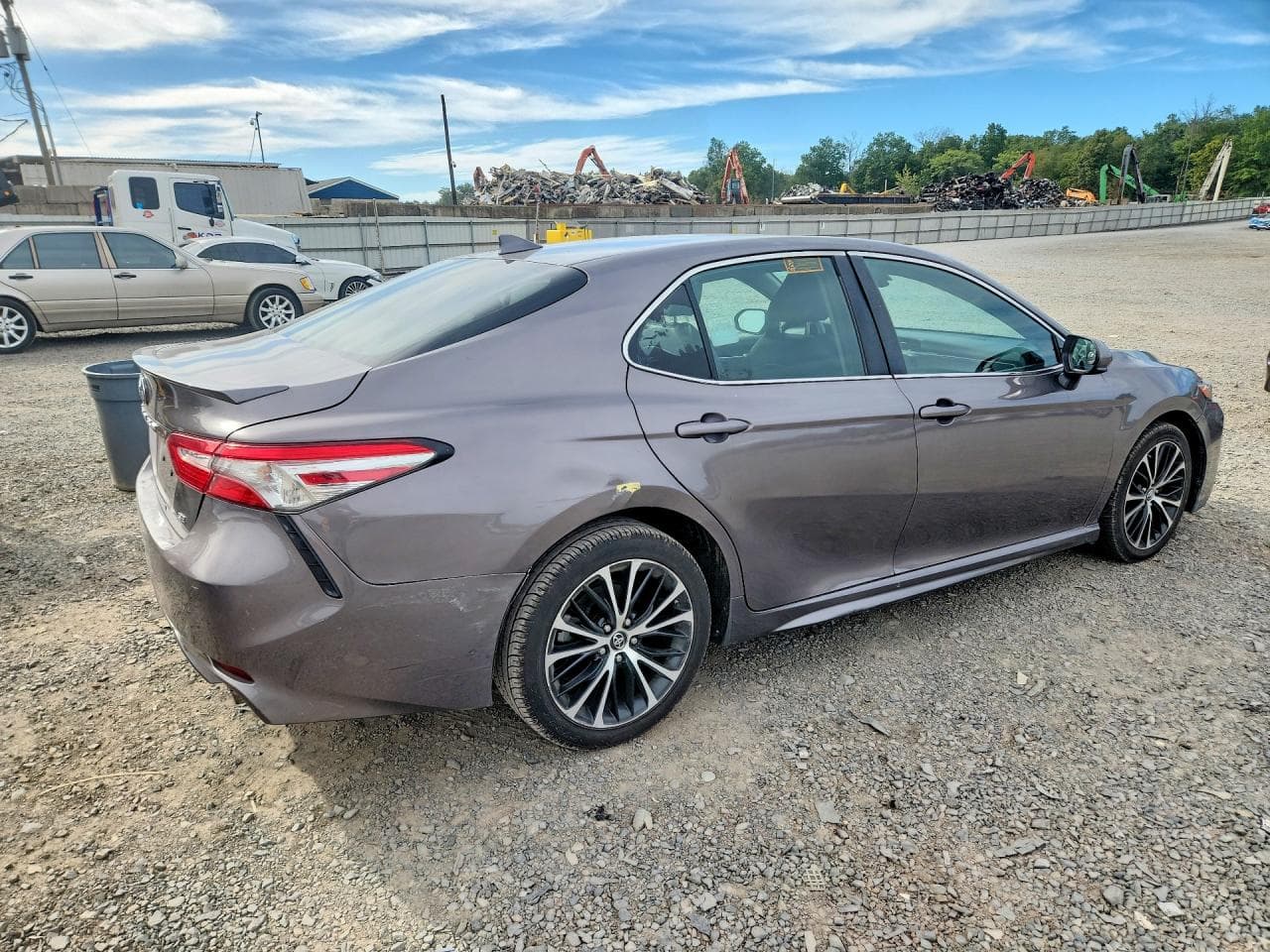 2019 Toyota Camry Se - foto 3