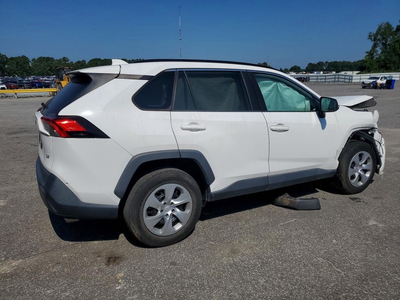 2021 Toyota Rav4 Le - foto 3