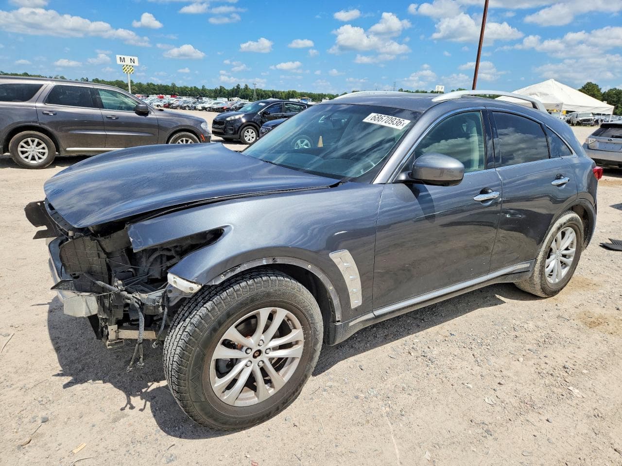 Infiniti QX70 2017 z USA