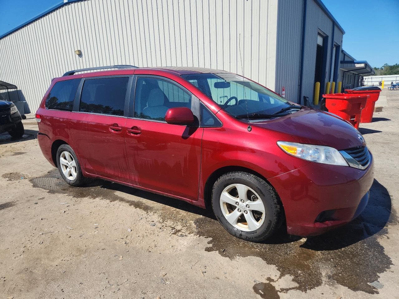 2011 Toyota Sienna Le - foto 4