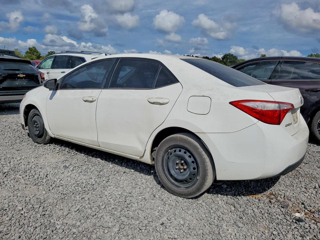 2015 Toyota Corolla Le - foto 2