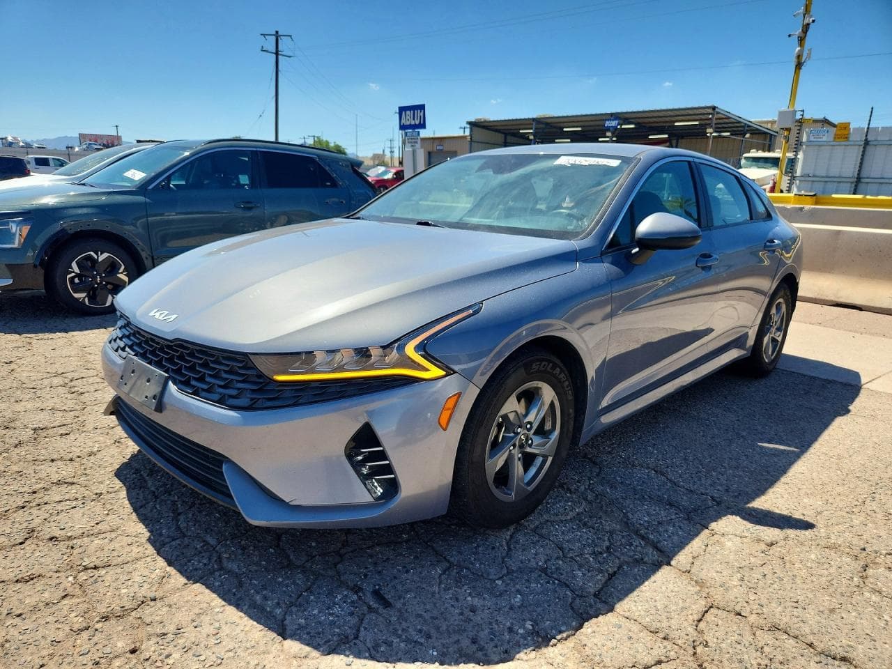 Kia K5 2023 z USA