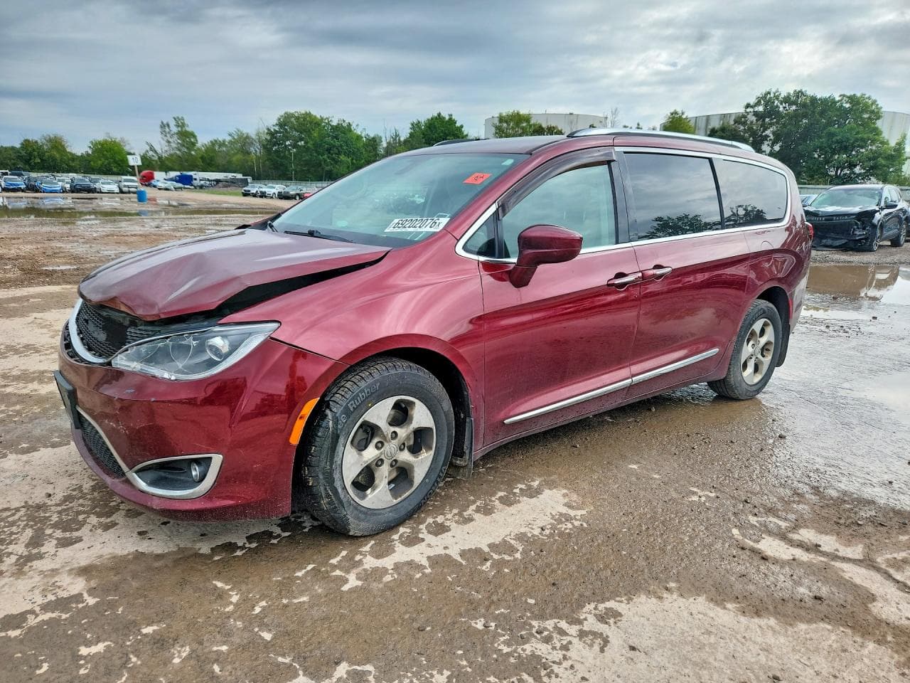 Chrysler Pacifica 2017 z USA