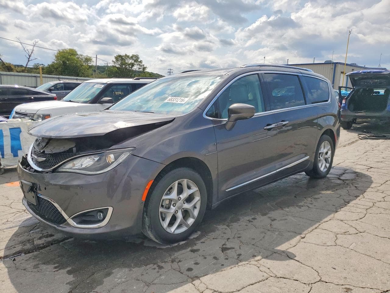 Chrysler Pacifica 2020 z USA