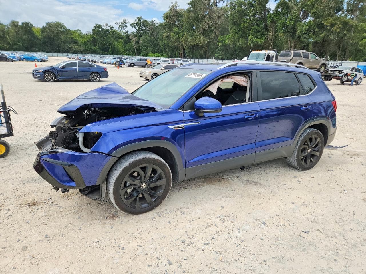 Volkswagen Taos 2023 z USA