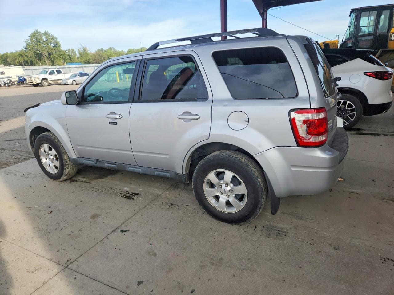 2011 Ford Escape Limited - foto 2